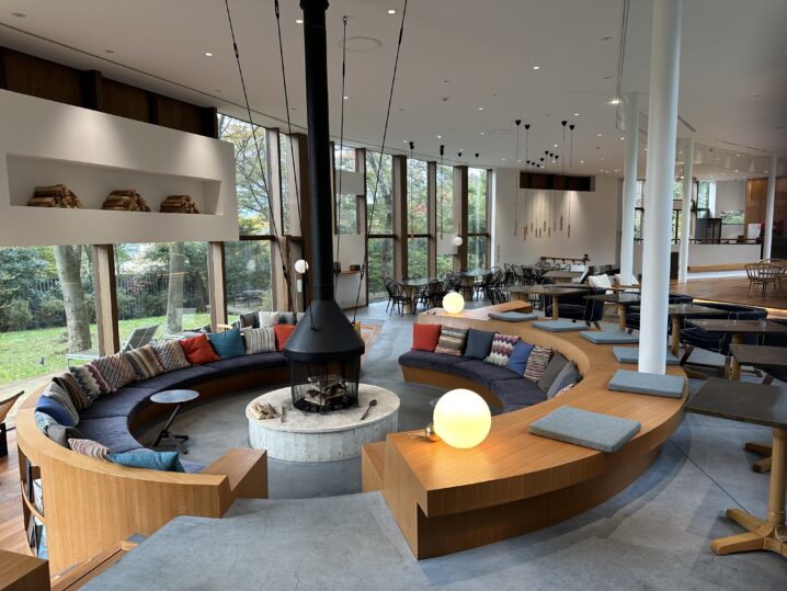 ライムリゾート箱根のラウンジ